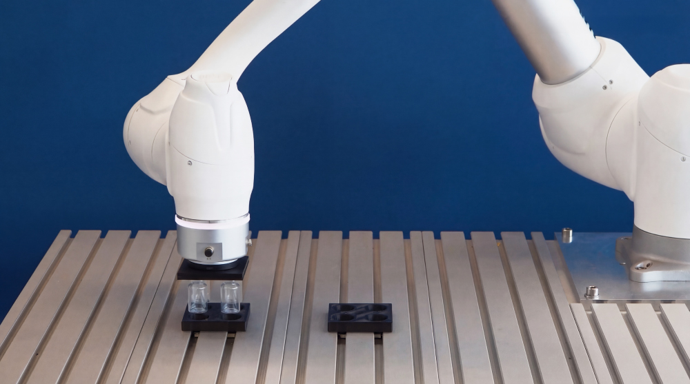 blog-robot-repeatability-vs-accuracy-manufacturing-yield_kb.jpg